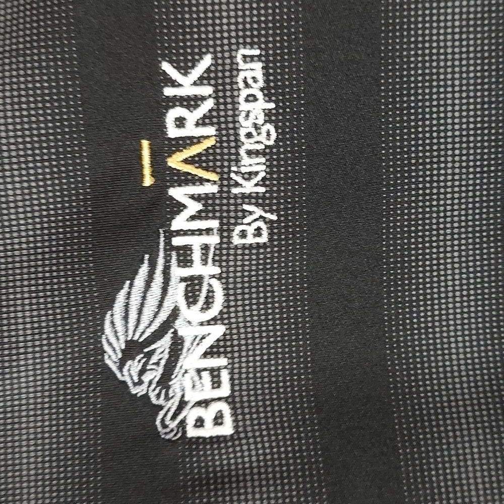 Benchmark Polo Elevate - Picture 3 of 7